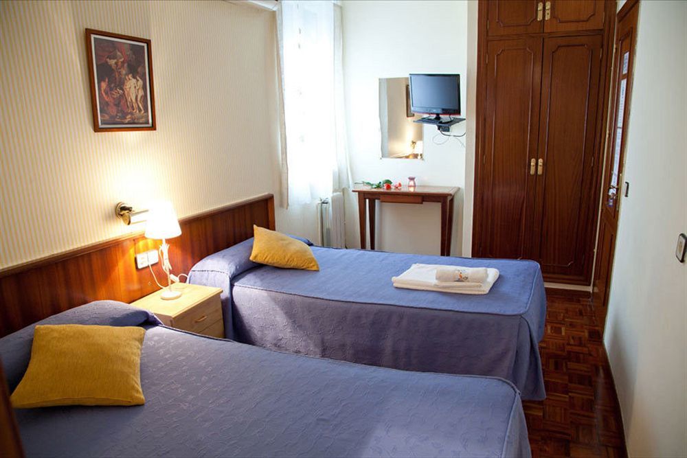 Pensión San Isidro Madri Exterior foto